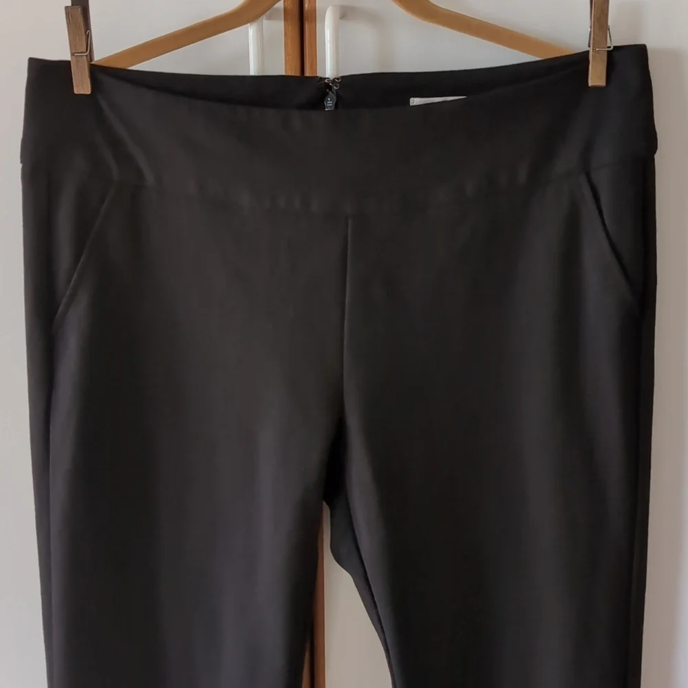 Cabi Black Rave Ponte Knit Pants Women's 10 #542R Back Zip Bootcut Trouser